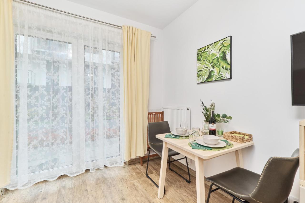 Riverside Apartments Na Grobli By Noclegi Renters 弗罗茨瓦夫 外观 照片