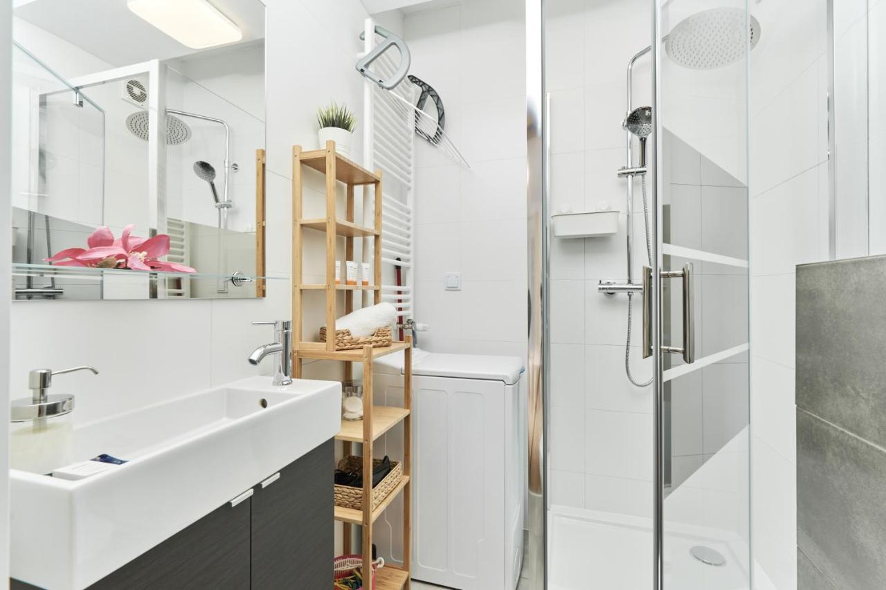 Riverside Apartments Na Grobli By Noclegi Renters 弗罗茨瓦夫 外观 照片