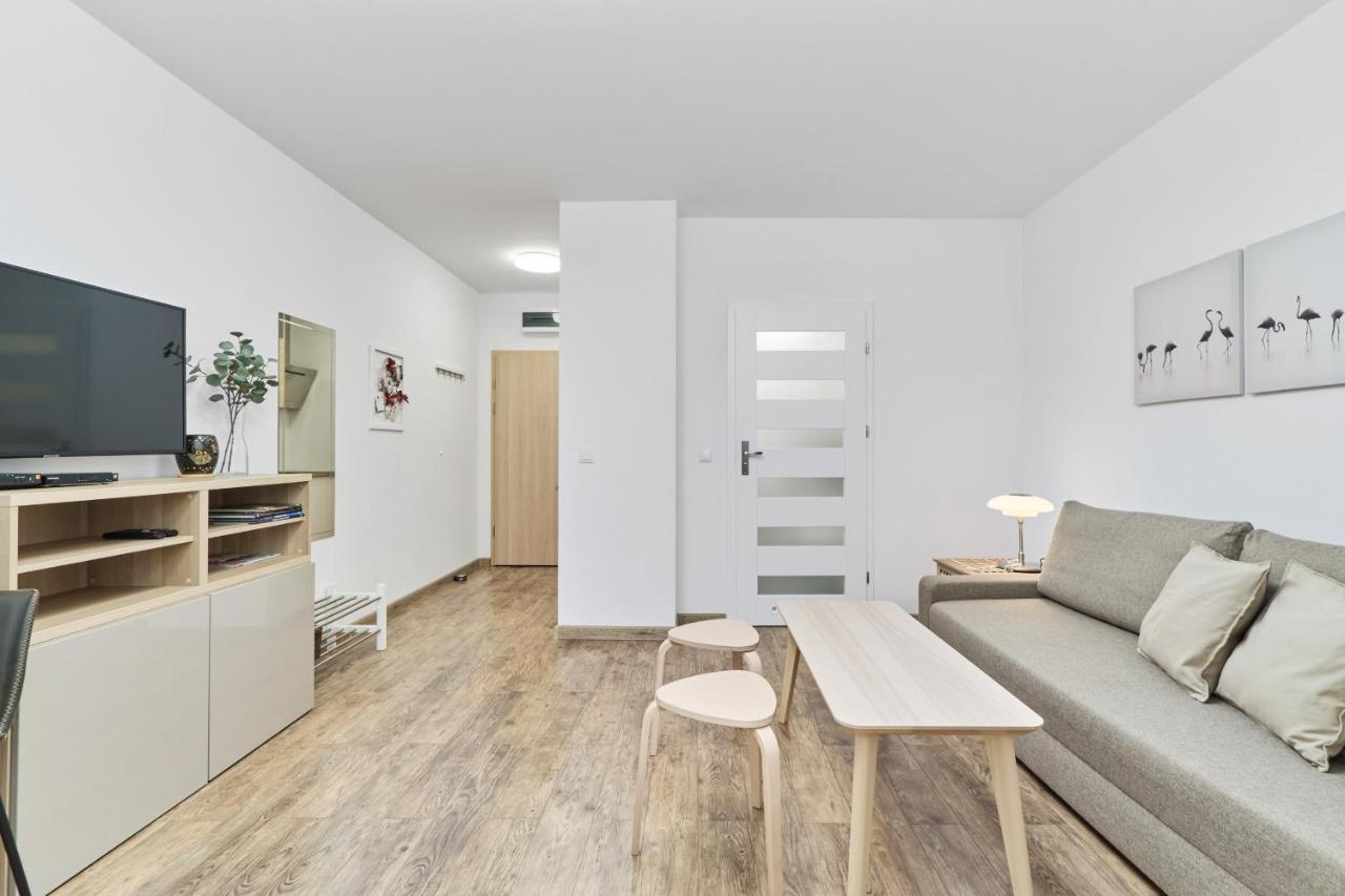 Riverside Apartments Na Grobli By Noclegi Renters 弗罗茨瓦夫 外观 照片