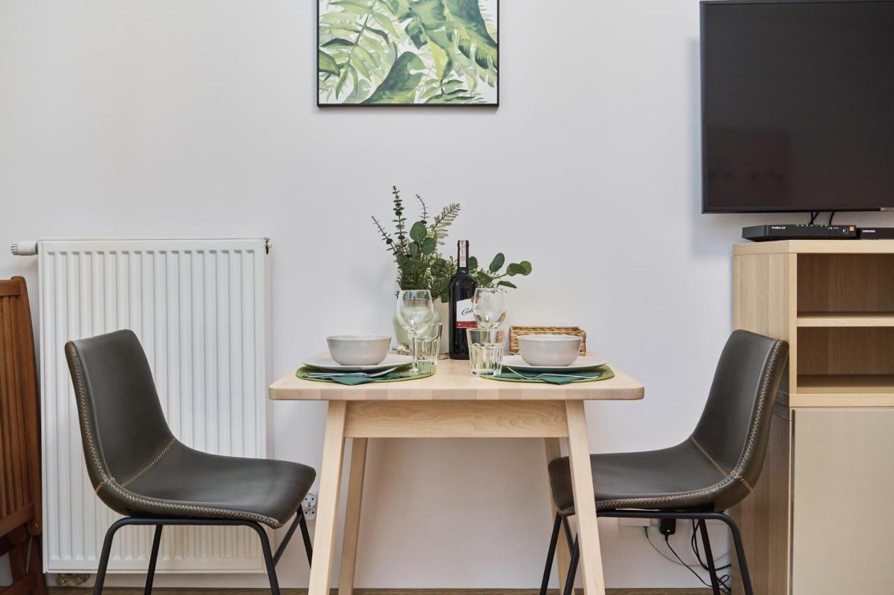 Riverside Apartments Na Grobli By Noclegi Renters 弗罗茨瓦夫 外观 照片